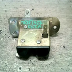 MITSUBISHI COLT 96-98 Csomagtér ajtó zárszerkezet 3 ajtós bontott alkatrész Ingyenes szállítás