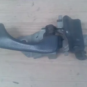 Expressz kézbesítés MITSUBISHI COLT 96-98 Jobb első belső kilincs bontott alkatrész