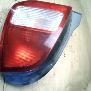 MITSUBISHI COLT 98-03 Jobb hátsó lámpa 3 ajtós bontott alkatrész Nézd meg most