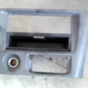 Vásárlói kedvenc MITSUBISHI COLT 98-03 Rádió keret bontott alkatrész