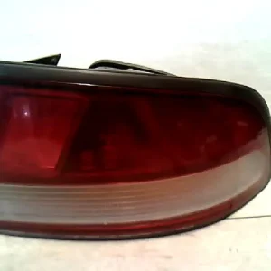 MITSUBISHI GALANT 92.11-96.10 Jobb hátsó lámpa bontott alkatrész Végkiárusítás