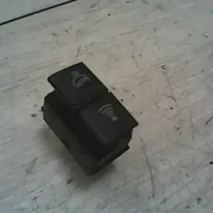 AUDI A4 01-04 Riasztó kapcsoló bontott alkatrész Olcsóbb