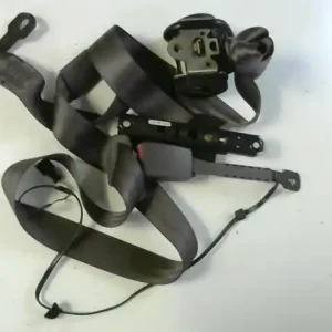 Árengedmény AUDI A8 94.06-02.12 Jobb első biztonsági öv bontott alkatrész