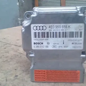 Akció AUDI A8 2003.01.01-2010.02.28 Légzsák vezérlőegység 3,0d bontott alkatrész