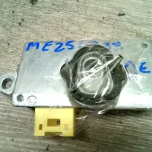 Ingyenes szállítás BMW E65 02.09.01-08.09.30 Légzsák szenzor 3.0 d bontott alkatrész