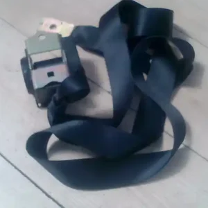 BMW E65 02.09.01-08.09.30 Hátsó középső biztonsági öv 4 ajtós bontott alkatrész Azonnal elérhető