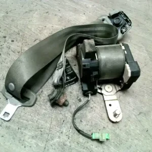 CHEVROLET Tacuma 02-08 Jobb első biztonsági öv övfeszítővel bontott alkatrész Biztonságos fizetés