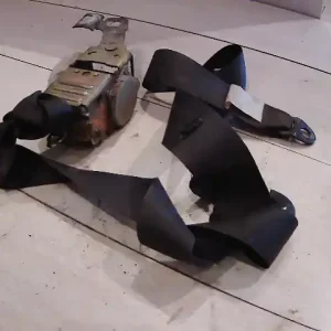 Akciós ár DAIHATSU MOVE 94.06-99-11 Jobb első biztonsági öv bontott alkatrész