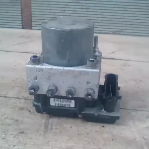 Szezonális akció FIAT STILO 01.09-06.12 Abs kocka1.6i bontott alkatrész