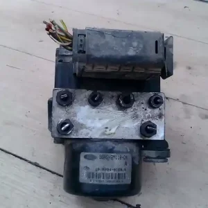 Utolsó esély FORD FOCUS 98-04 Abs kockabontott alkatrész