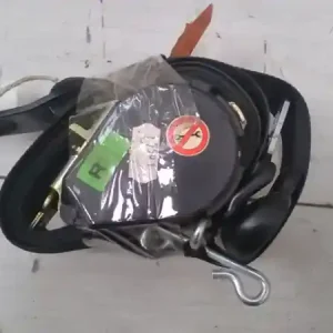 FORD FOCUS 98-04 Jobb első biztonsági öv bontott alkatrész Kiárusítás