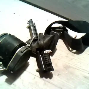 FORD FOCUS 98-04 Jobb első biztonsági öv kombi bontott alkatrész Árengedmény