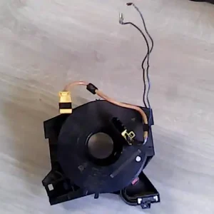 Nézd meg most FORD FOCUS 98-04 Légzsák átvezető szalagkábel 1.6i bontott alkatrész