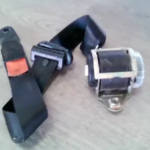 Vedd meg most FORD FUSION 02-05 Jobb első biztonsági öv bontott alkatrész