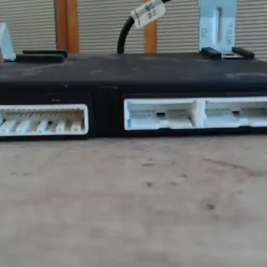 Utolsó esély HYUNDAI I30 (FD) 2007.03-2012.02.28 Vezérlőegység bontott alkatrész