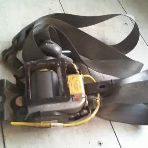 KIA CARENS 01-06 Jobb első biztonsági öv bontott alkatrész Legkelendőbb