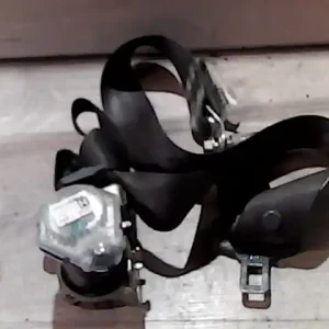 MAHINDRA S5 2007-2009 Jobb hátsó biztonsági öv bontott alkatrész Ajánlat