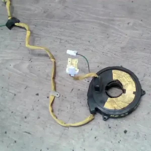 Vásárlói kedvenc MAZDA DEMIO 98.08-00.05 Légzsák átvezető szalagkábel bontott alkatrész