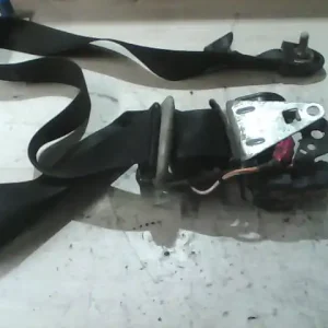 Árcsökkenés MITSUBISHI CARISMA 95.05-99.07 Jobb első biztonsági öv övfeszítővel bontott alkatrész