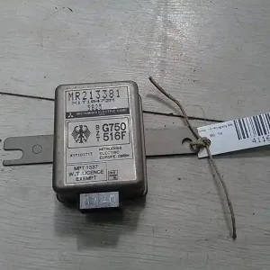 Végkiárusítás MITSUBISHI SPACE RUNNER Immobiliser modul bontott alkatrész