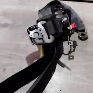 Különleges ajánlat MITSUBISHI SPACE STAR Jobb első biztonsági öv bontott alkatrész