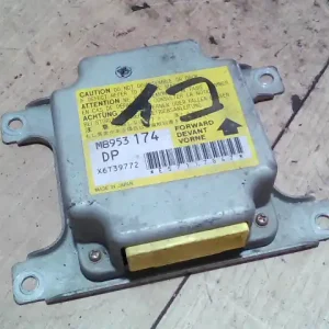 MITSUBISHI COLT 98-03 Légzsák vezérlőegység 1.3i bontott alkatrész Szuper ajánlat