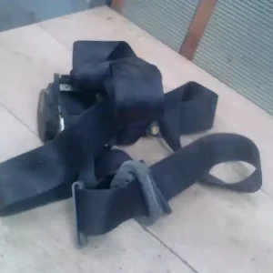 Ne maradj le NISSAN VANETTE CARGO Bal első biztonsági öv bontott alkatrész