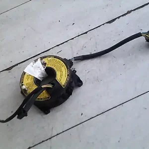 Exkluzív ajánlat NISSAN PRIMERA P10 90.10-96.10 Légzsák átvezető szalagkábel bontott alkatrész