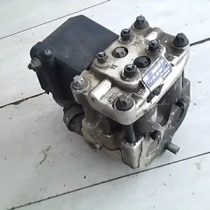 NISSAN PRIMERA P10 90.10-96.10 Abs abr esp pumpa bontott alkatrész Outlet