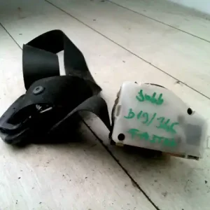 Népszerű OPEL ASTRA F 94-02 Jobb első biztonsági öv bontott alkatrész