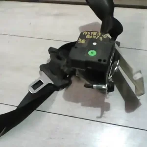 Ne maradj le OPEL ASTRA G 97-04 Jobb első biztonsági öv bontott alkatrész