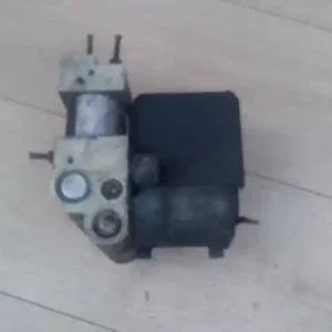 Legkelendőbb OPEL CALIBRA Abs kocka2.0i bontott alkatrész