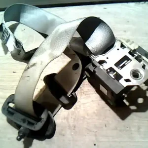 OPEL CORSA C 00-06 Jobb hátsó biztonsági öv 3 ajtós bontott alkatrész Ne maradj le