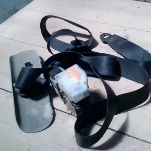 Biztonságos vásárlás OPEL OMEGA B Bal első biztonsági öv bontott alkatrész