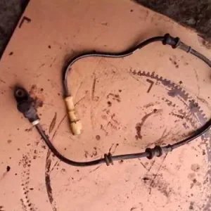 OPEL VECTRA B 96-99 Bal első abs jeladó bontott alkatrész Legnépszerűbb