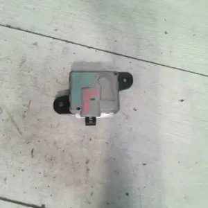 OPEL VECTRA B 96-99 Bal első légzsák oldalütés érzékelő bontott alkatrész Népszerű