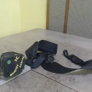 OPEL Zafira 98.09.01-05.08.31 Jobb első biztonsági öv övfeszítővel 5 ajtós bontott alkatrész Ne maradj le