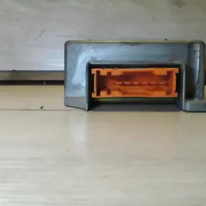 Csak ma PEUGEOT 306 97-02 Légzsák indító elektronika bontott alkatrész