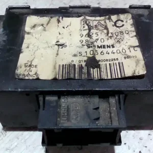 Gyors szállítás PEUGEOT 306 97-02 Immobiliser modul 1.4i bontott alkatrész