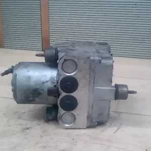 Kedvezményes ár PEUGEOT 406 Abs kocka2.0i bontott alkatrész