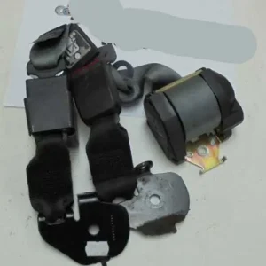 Árengedmény RENAULT CLIO 98-01 Hátsó középső biztonsági öv bontott alkatrész