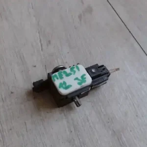 Biztonságos fizetés RENAULT CLIO 06-09 ütközés érzékelő bontott alkatrész