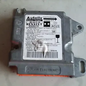 Vedd meg online RENAULT Kangoo 2003.01 - 2008.01 Légzsák indító elektronika bontott alkatrész