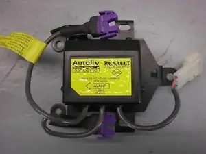 Akciós ár RENAULT R19 Légzsák indító elektronika bontott alkatrész