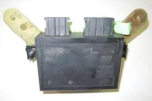 Nézd meg most SEAT IBIZA 93-99 Immobiliser modul bontott alkatrész