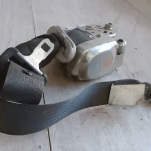 Expressz kézbesítés SUZUKI IGNIS Jobb első biztonsági öv bontott alkatrész