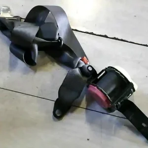 SUZUKI SWIFT 89-96 Bal első biztonsági öv 5 ajtós bontott alkatrész Különleges ajánlat