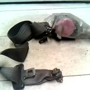 SUZUKI SWIFT 89-96 Bal első biztonsági öv 5 ajtós bontott alkatrész Vedd meg most