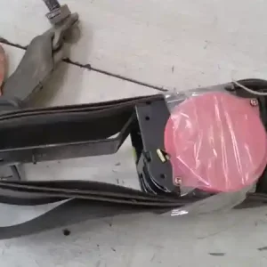 Gyors kiszállítás SUZUKI SWIFT 89-96 Jobb első biztonsági öv bontott alkatrész