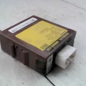 Kedvezmény SUZUKI SWIFT 96-05 Immobiliser modul bontott alkatrész